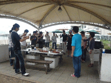 青年部と賛助会員有志によるバーべキュー大会